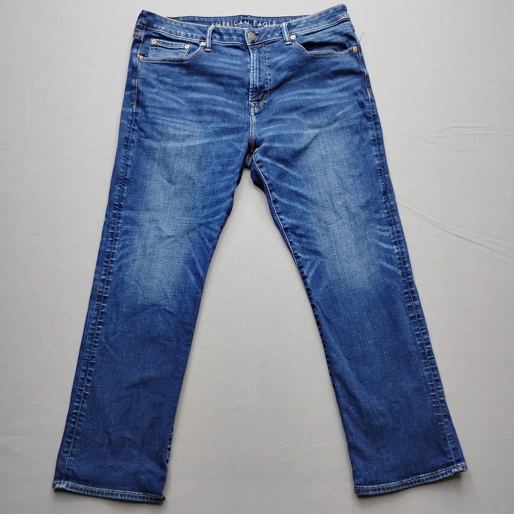 American Eagle Airflex+ Relaxed Straight Jeans Mens 36x30 Blue Denim Medium Wash